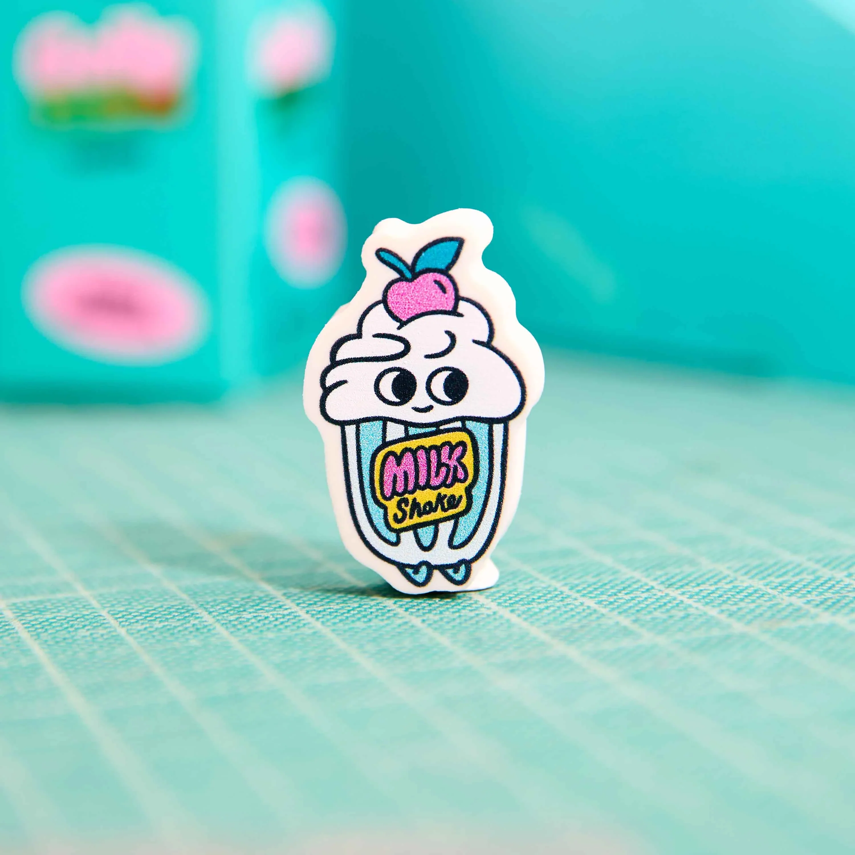 Eraser Buddies - Shaky - Image 3