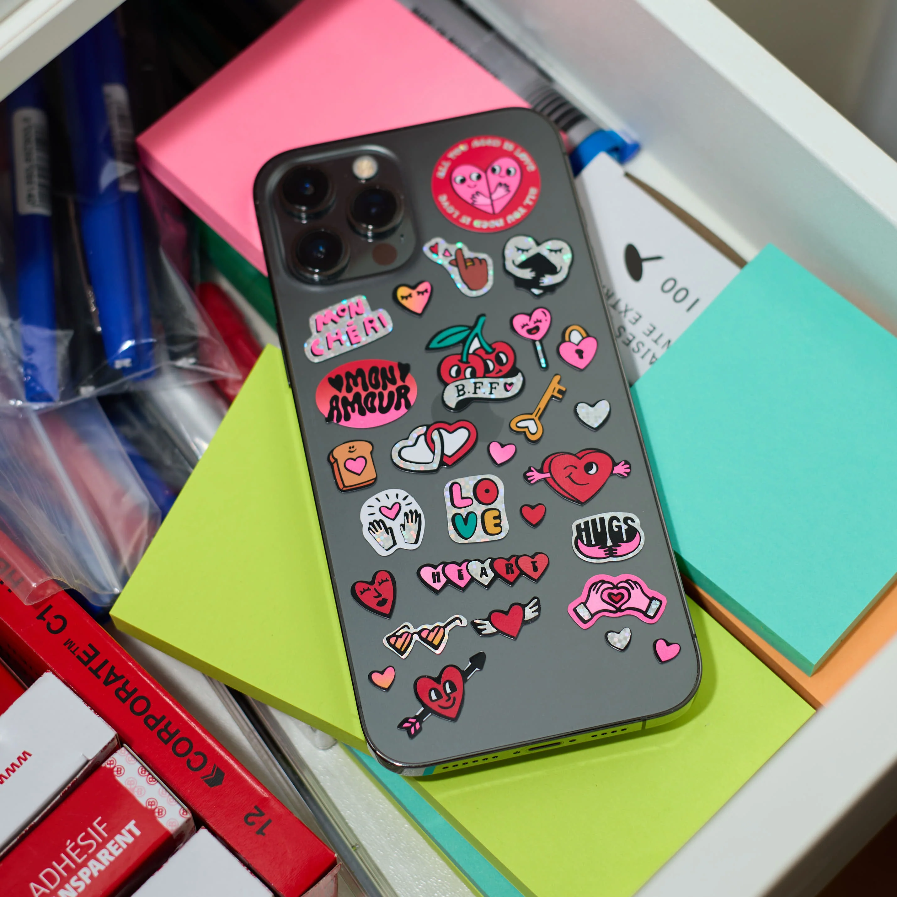 Iconic - Love - Image 6
